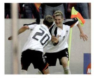 Lukas Podolski & Bastian Schweinsteiger – Deutsches Nationalteam 2006, n.º 11