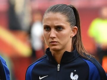 Ève Périsset