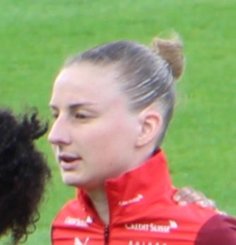 Julia Stierli